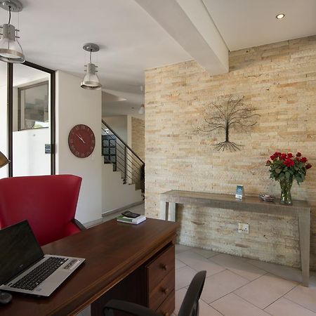 Montebello Guesthouse Windhoek Luaran gambar