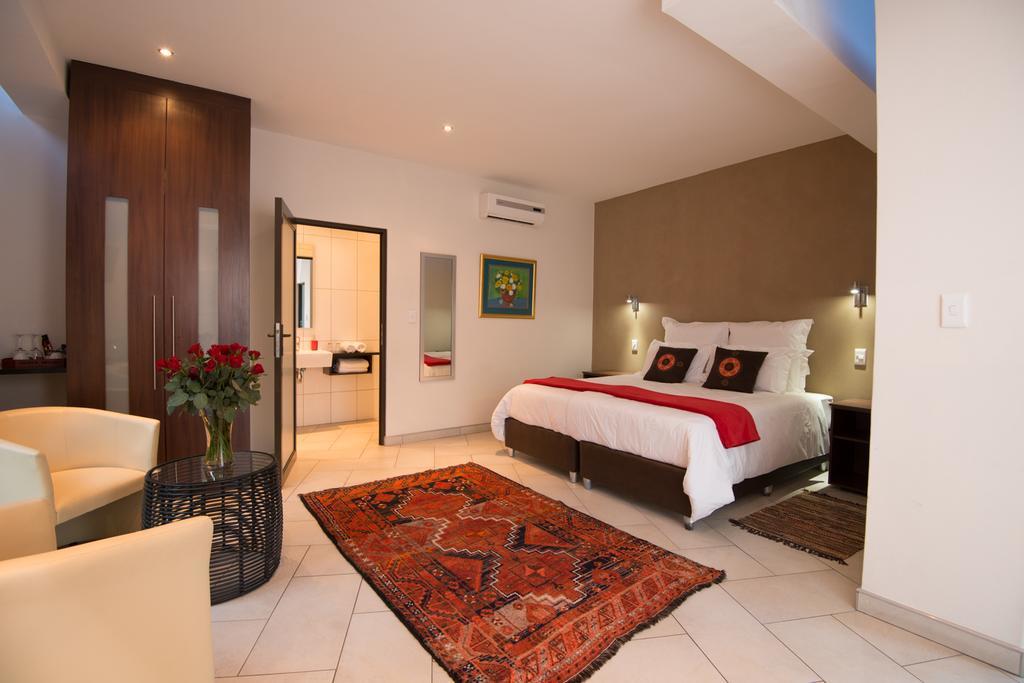 Montebello Guesthouse Windhoek Bilik gambar