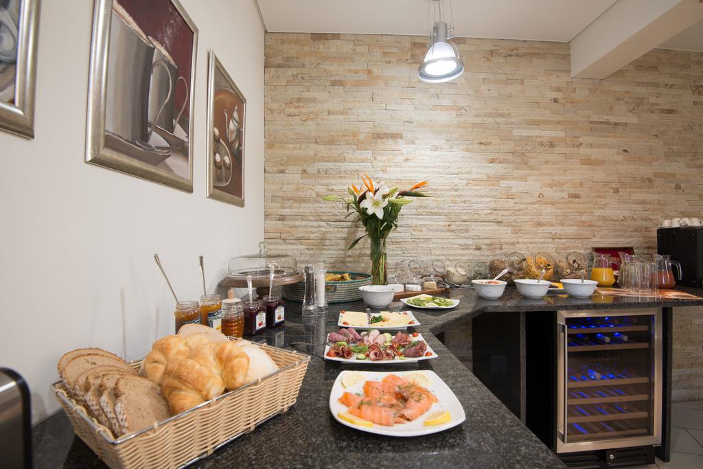 Montebello Guesthouse Windhoek Luaran gambar