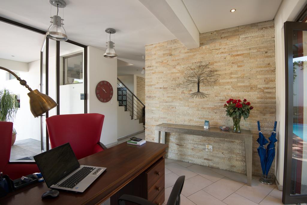 Montebello Guesthouse Windhoek Luaran gambar